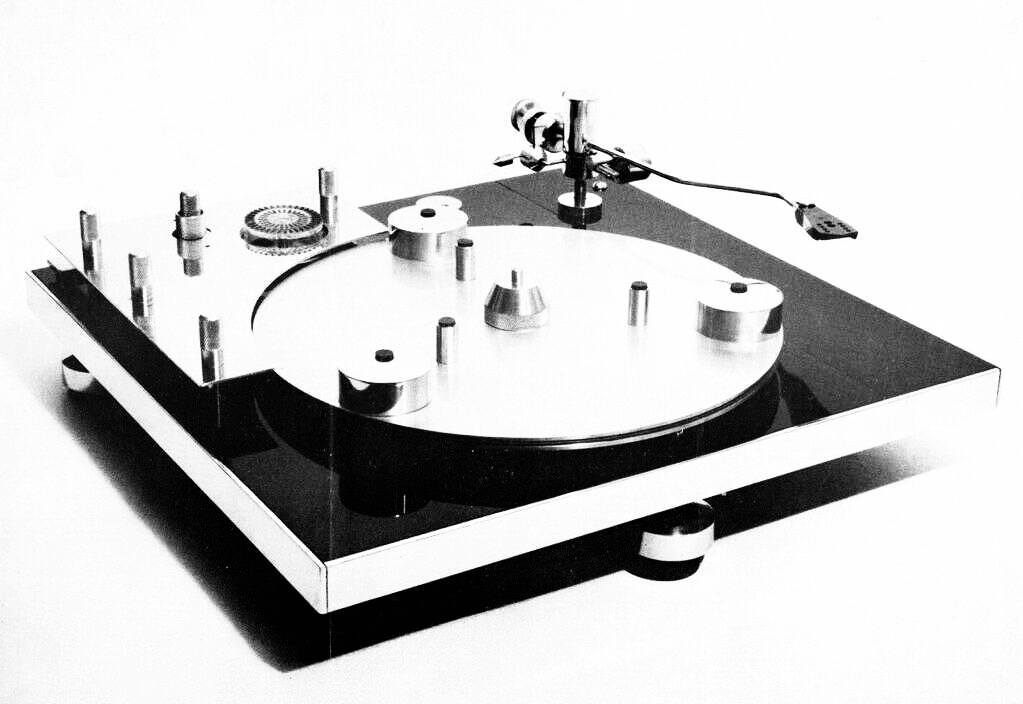 Transcriptors Reference Turntable